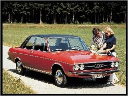 Zabytkowe, Audi 100